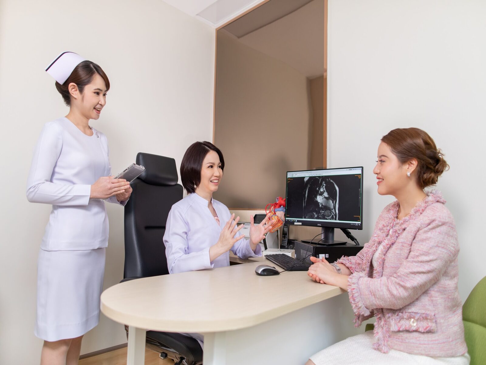 Bangkok Dusit Medical Services (BDMS)